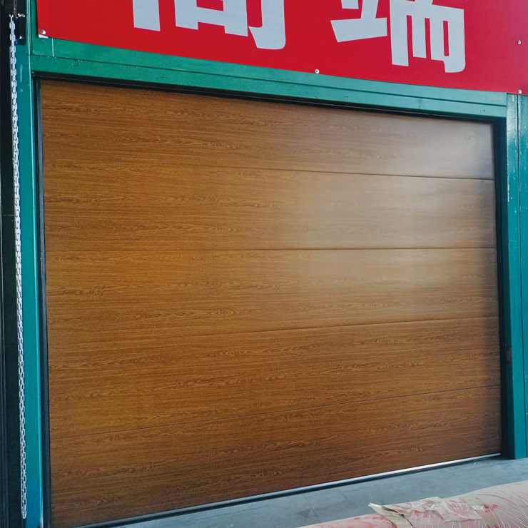 家庭用ガレージドアの設置